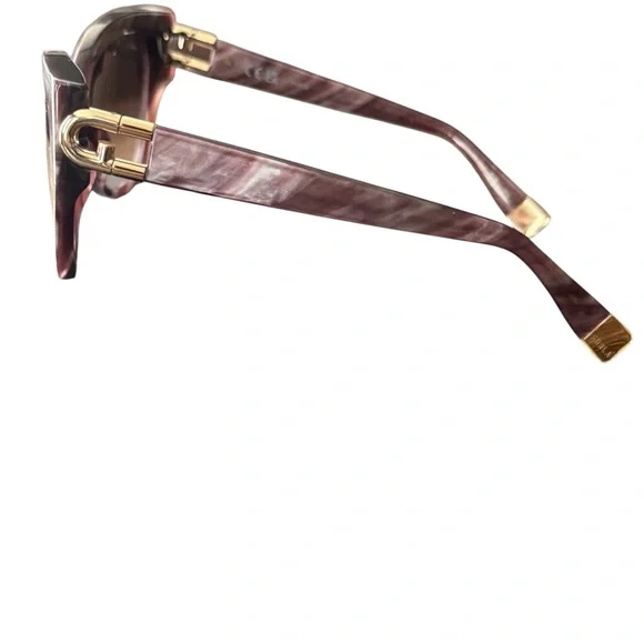 Furla Plum Marble Oversized Cat Eye Sunglasses with Gold Arch Logo w/case nwot - Picture 4 of 4